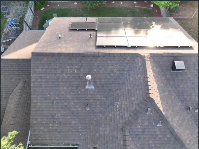 Aerial view – old roof with documented damage markings